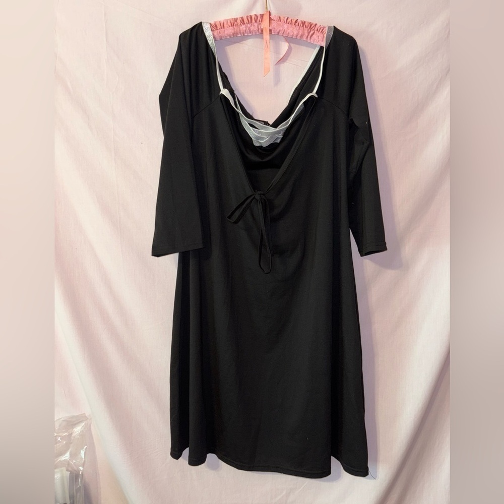 Noracora Black Dress with Stylish Tie